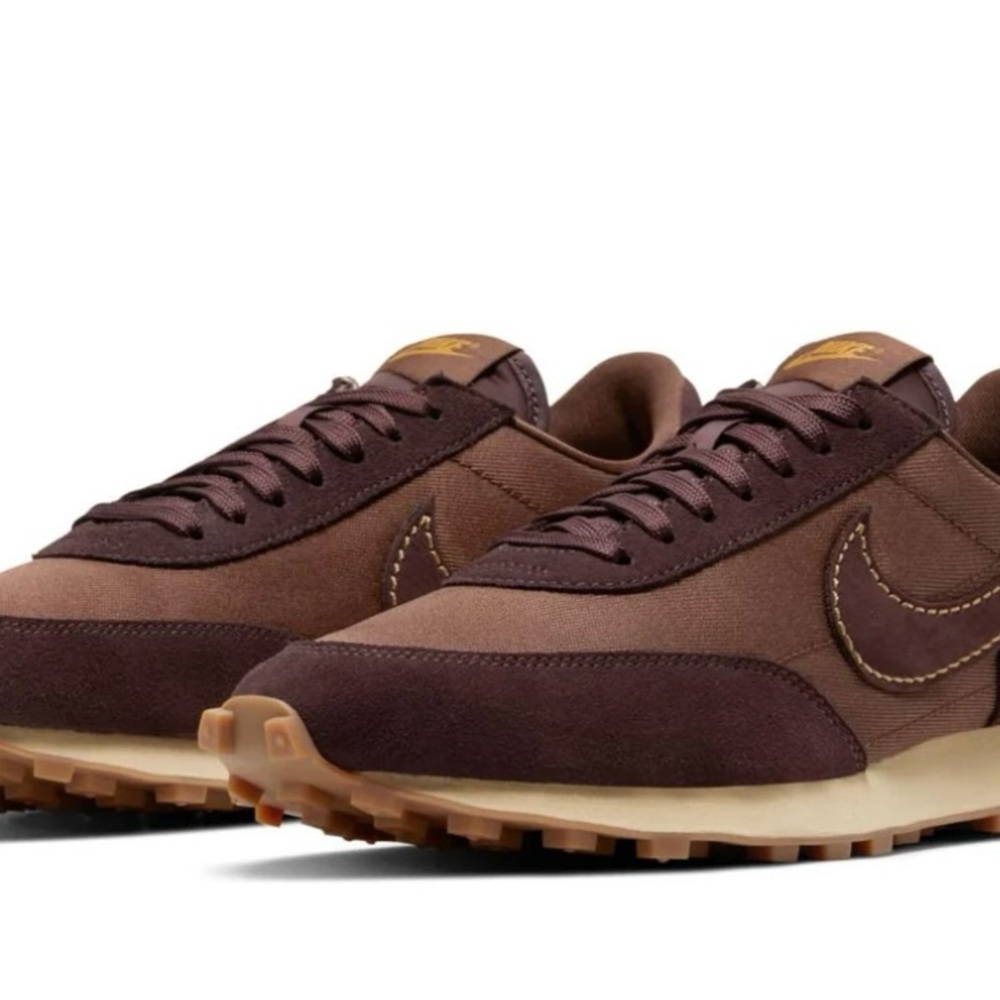 Nike *New Worn w/ Tags* Daybreak Coffee, RARE Sneakers, Women’s 8.5 (M7)
